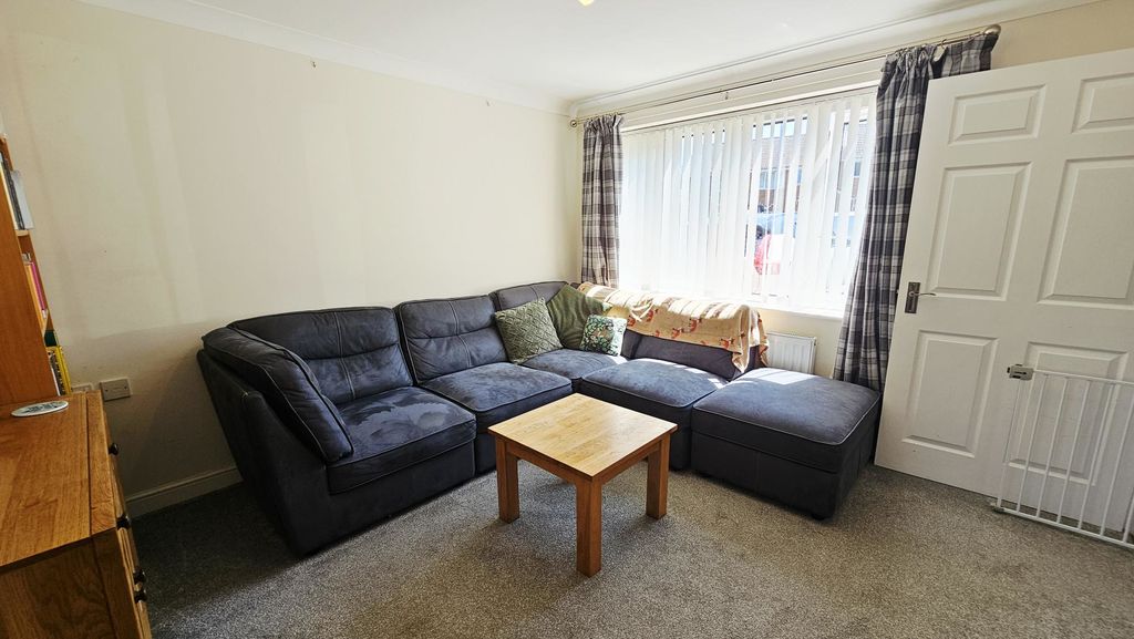 2 bedroom land in Eric Brown Close