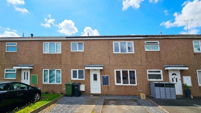 3 bedroom house in Mayne Avenue