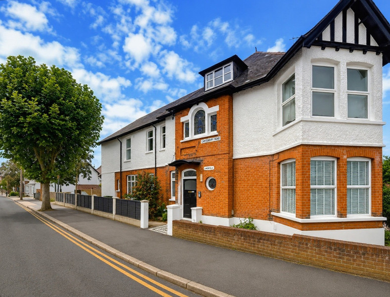 Canewdon Road, Westcliff-on-sea, SS0 7