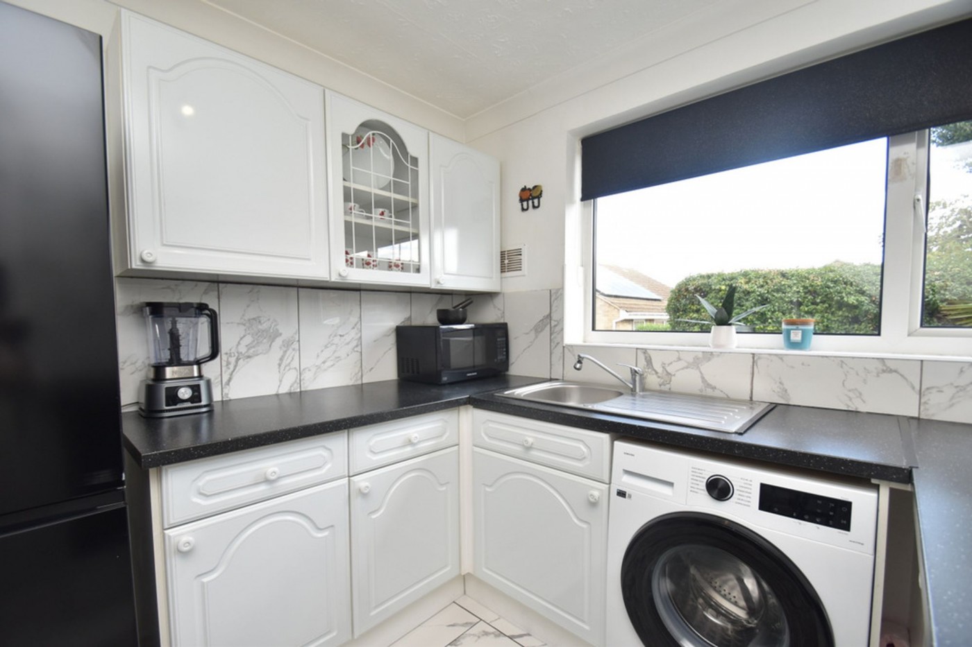 2 bedroom house in Shakespeare Road, St. Ives