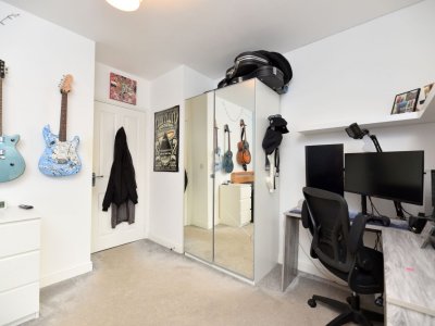 Photo 18