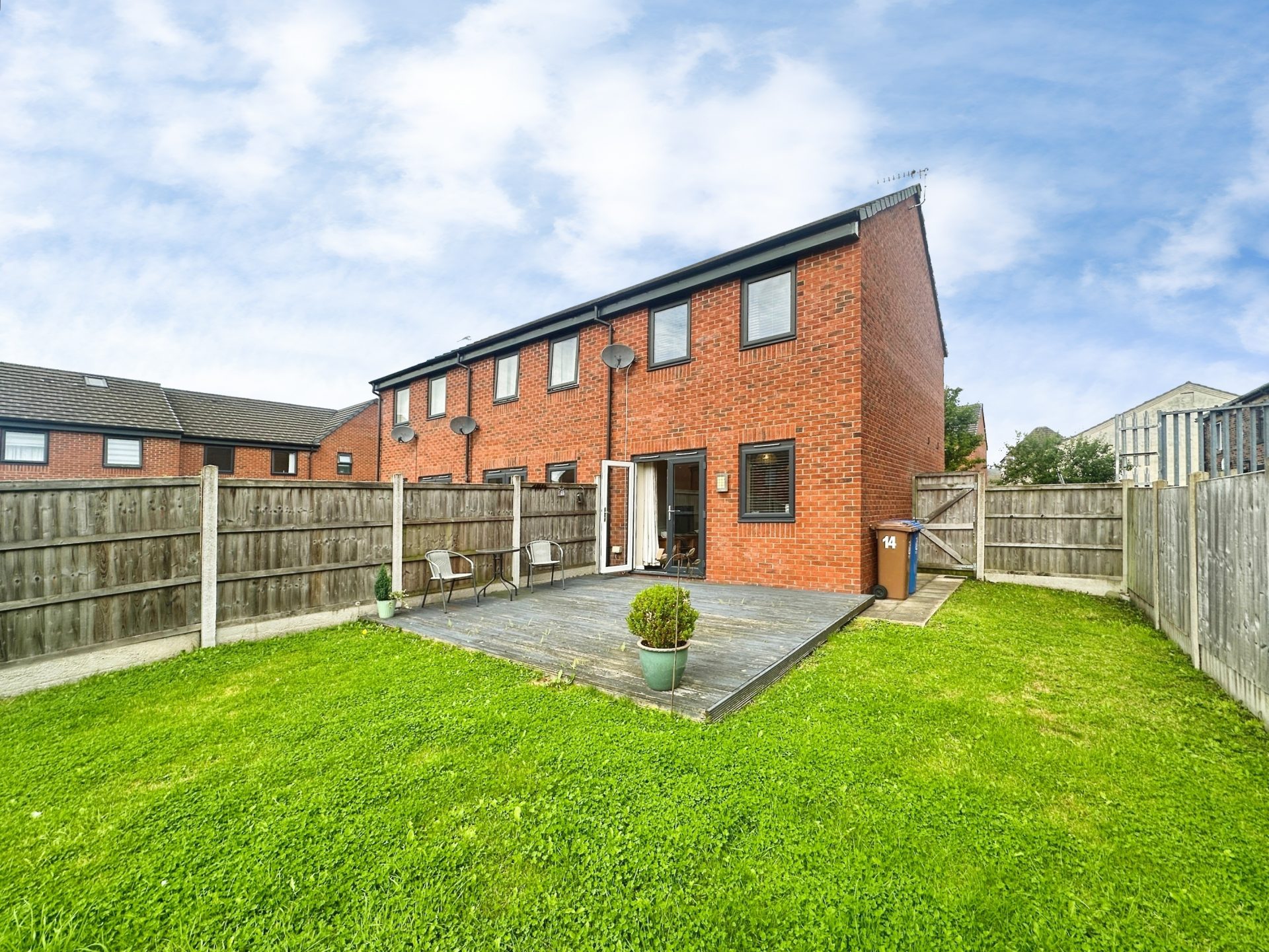 Henry Hill Close, Heywood