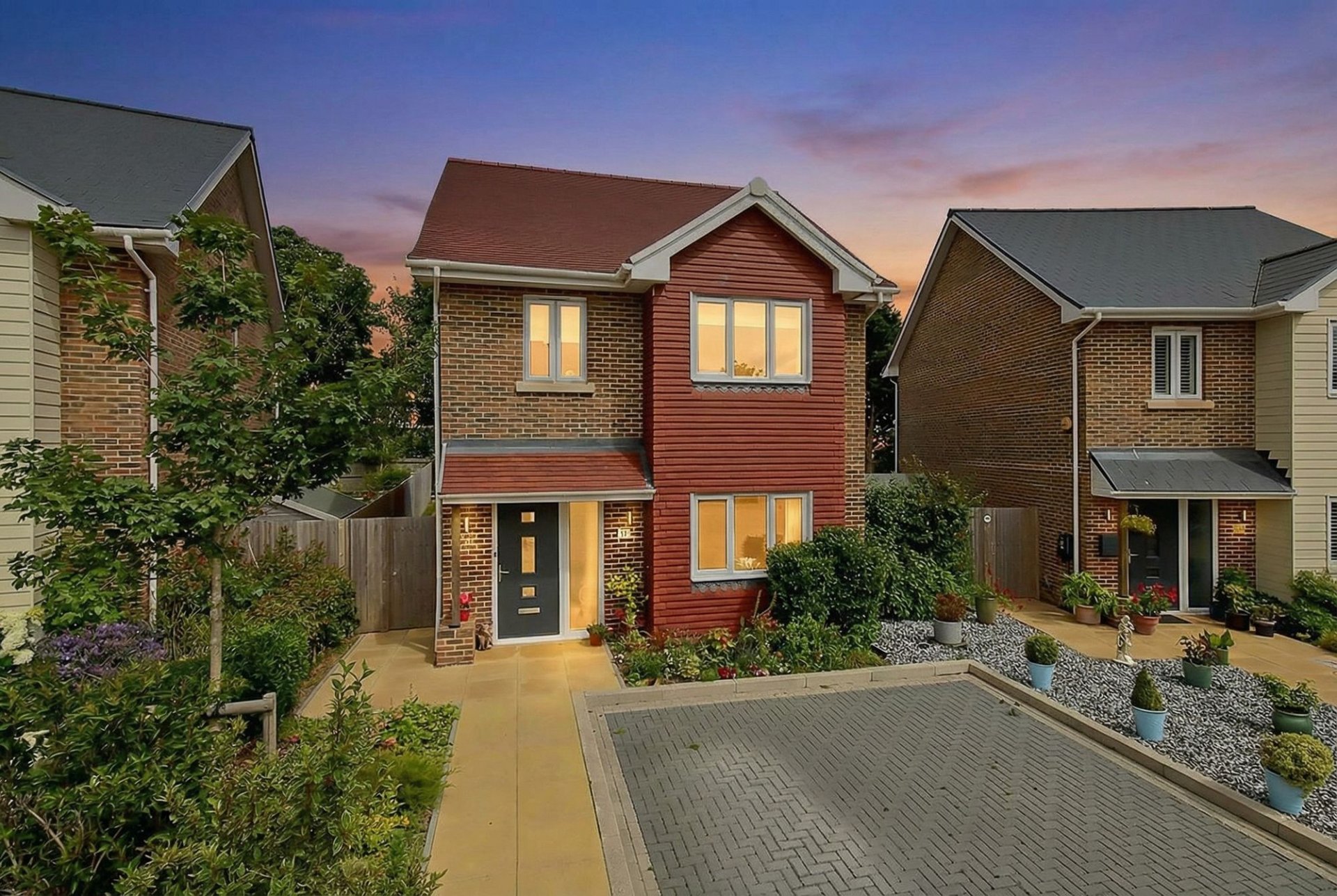 Video preview of 10 Delfont Grove, Angmering, Littlehampton