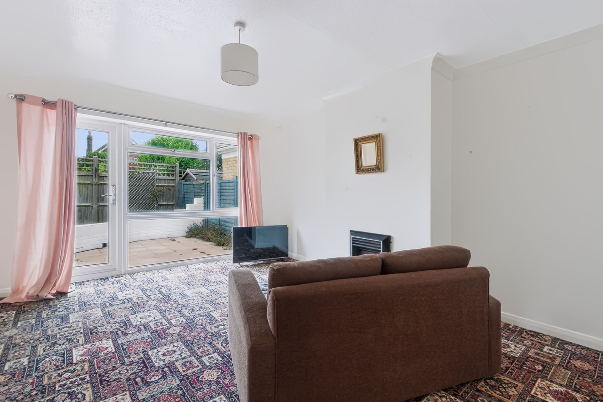 8 Oakley Gardens, East Preston, Littlehampton
