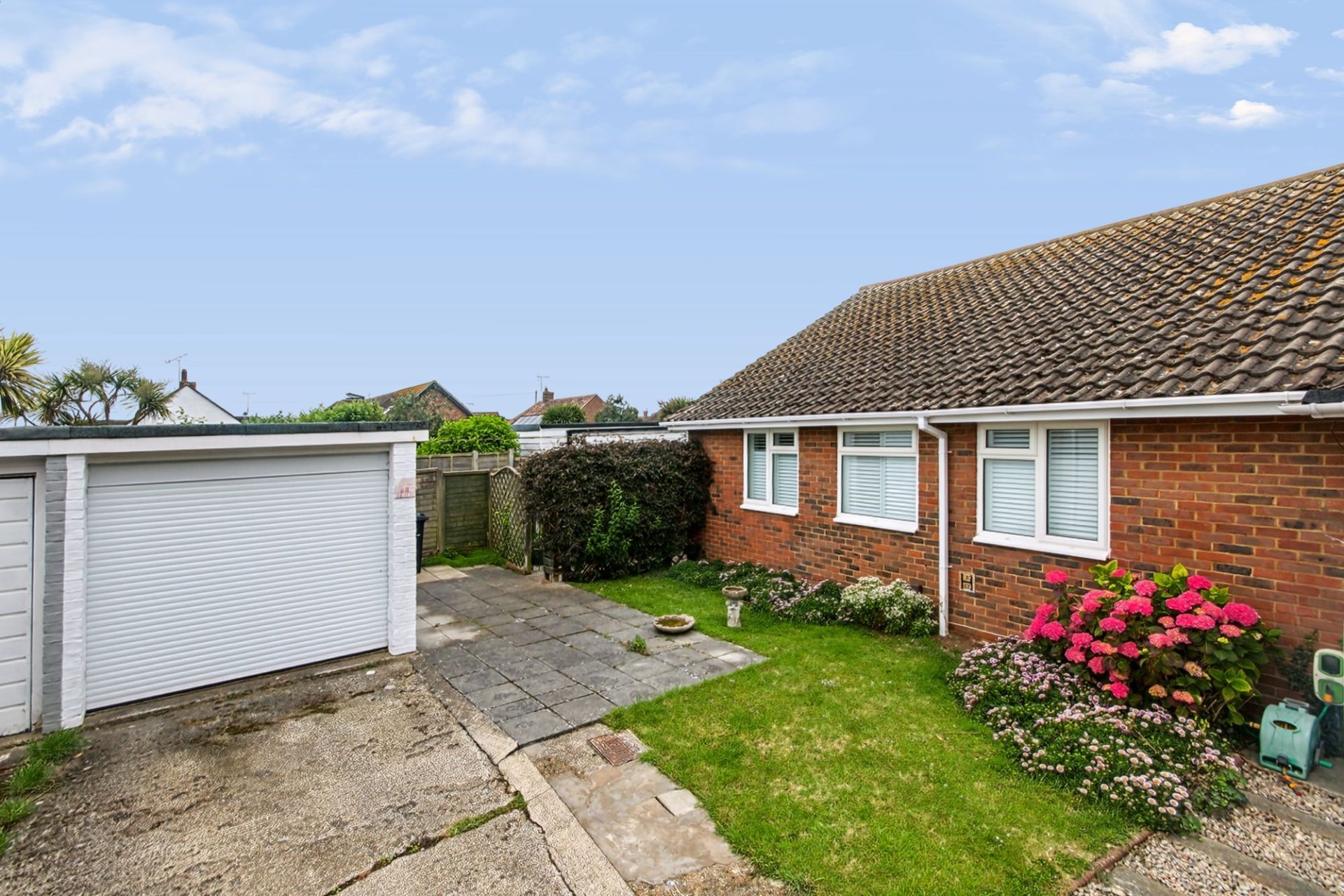 Video preview of 8 Oakley Gardens, East Preston, Littlehampton