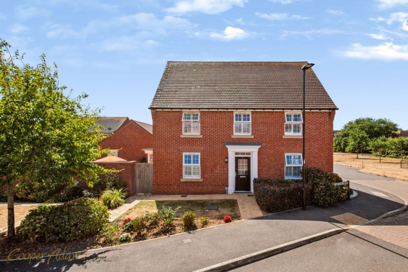 2 Watson Grove, Angmering, Littlehampton