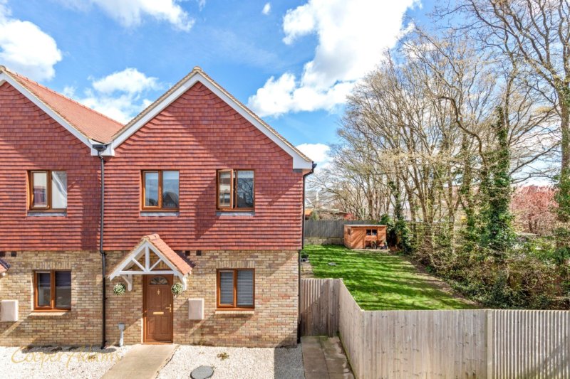18 Swallows Gate, Angmering, Littlehampton