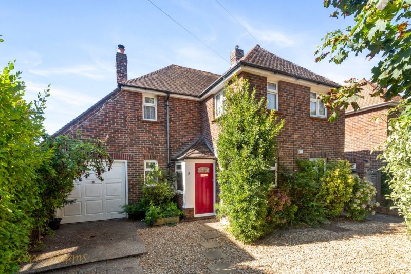 3 Meadow Way, Littlehampton