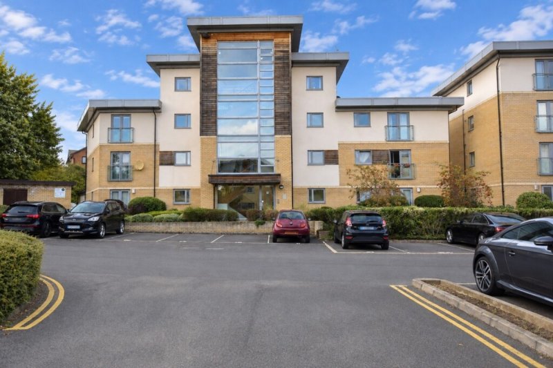 2 bedroom apartment in Percy Green Place, Stukeley Meadows