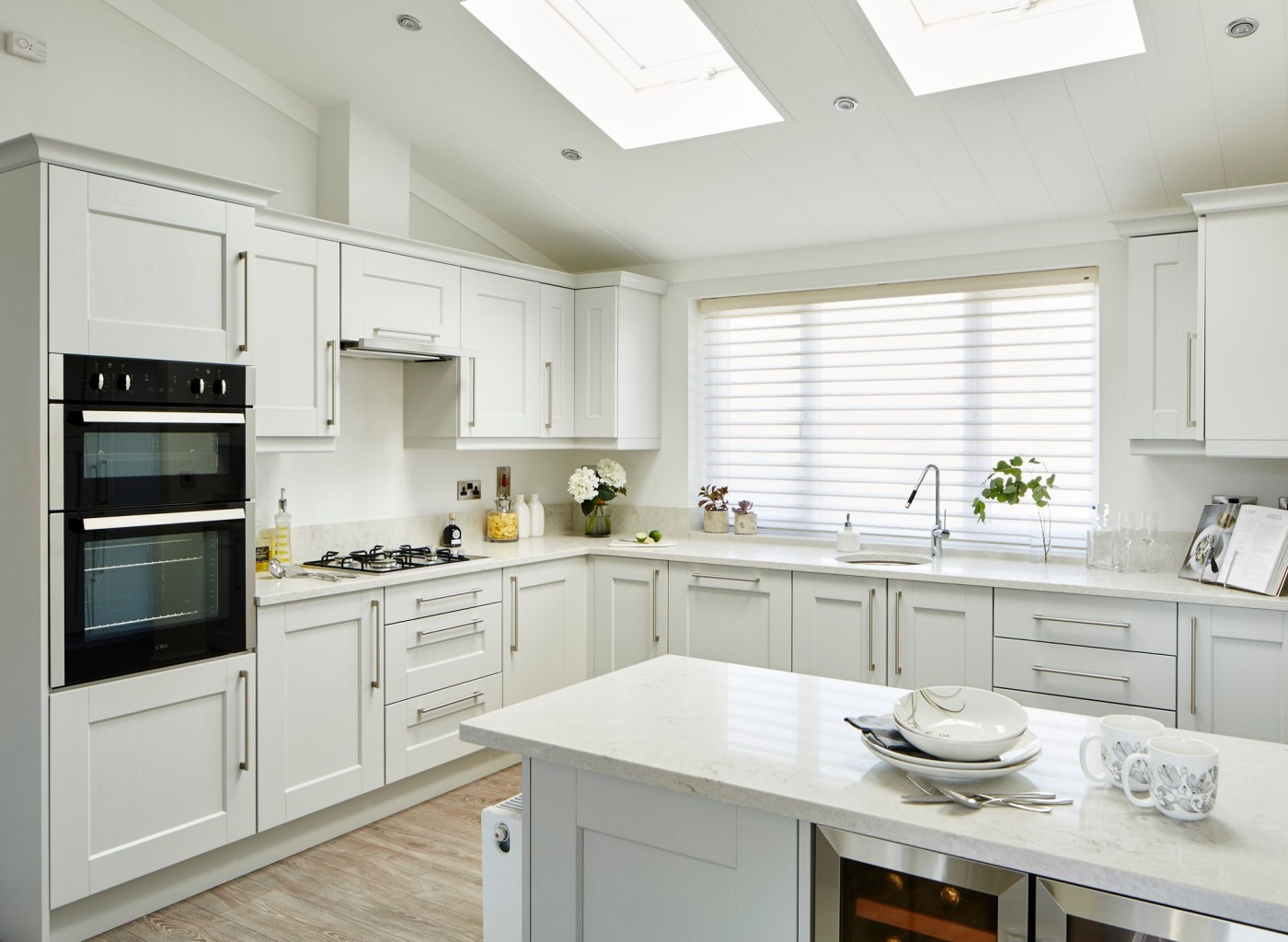 2 bedroom bungalow in Bromholme Lane, Brampton
