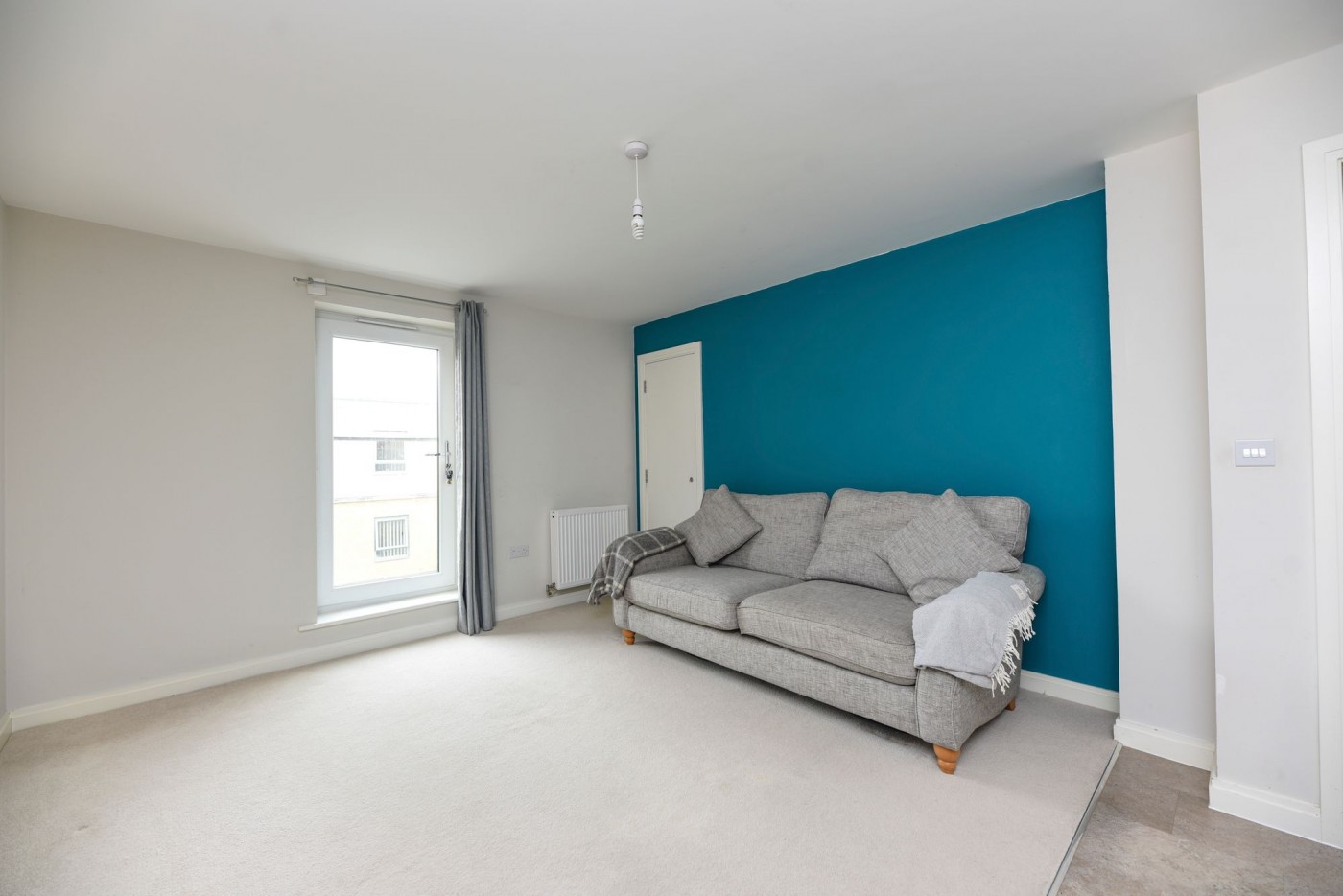 2 bedroom flat in Brookside, Park Square Brookside