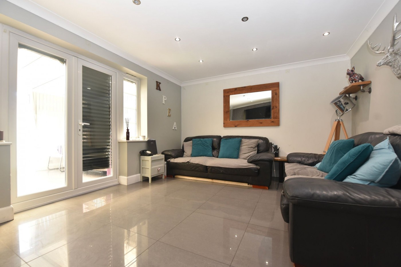 4 bedroom house in Stone Hill, St. Neots