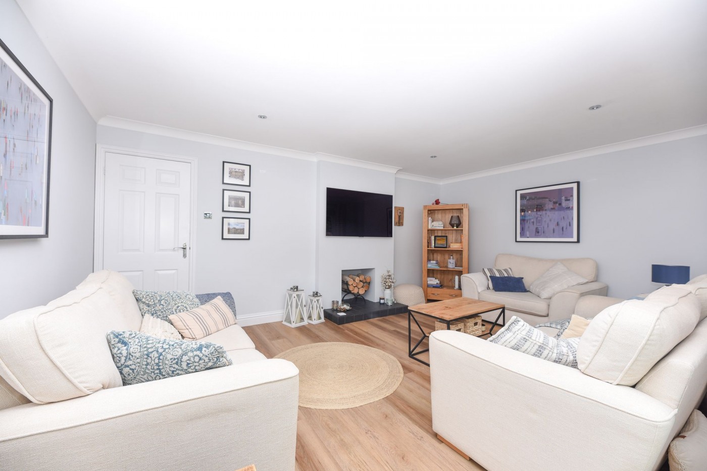4 bedroom house in Centenary Way, Brampton