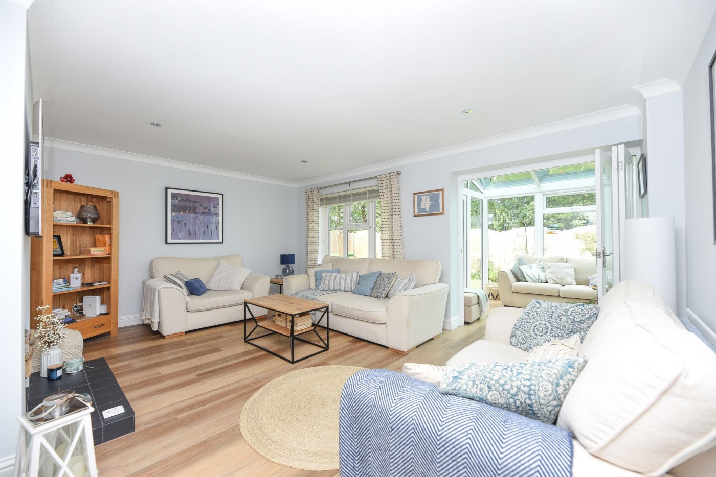 4 bedroom house in Centenary Way, Brampton