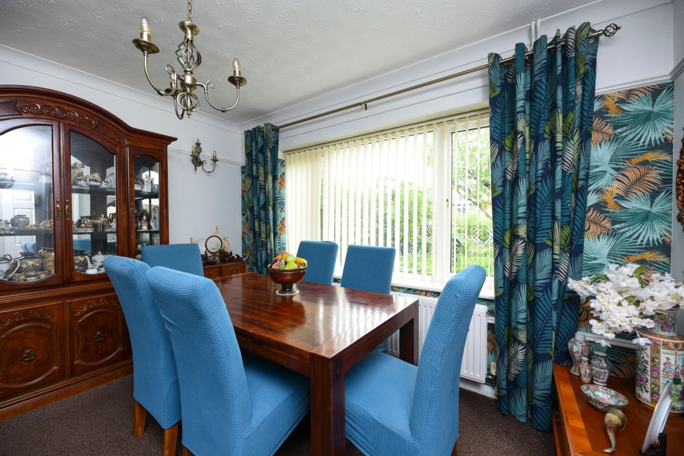 3 bedroom house in Girton Crescent, Hartford