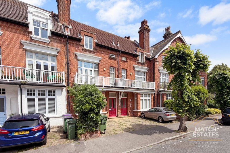 Douglas Avenue, Hythe, Kent