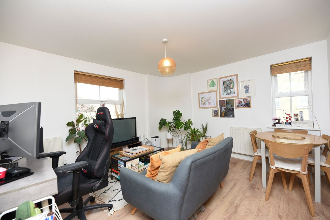 1 bedroom flat in Christie Drive, Huntingdon