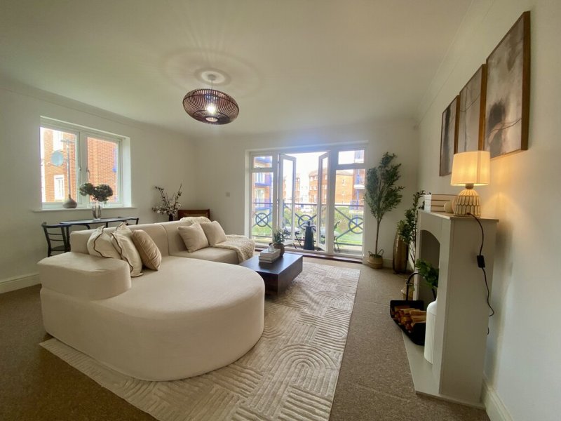 2 bedroom Apartment - San Juan Court, Sovereign Harbour South
