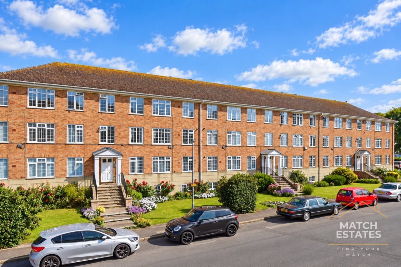 Hume Court, South Road, Hythe
