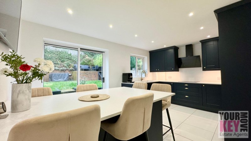 3 bedroom house in Riverside, Temple Ewell, Dover, Kent CT16 3HW
