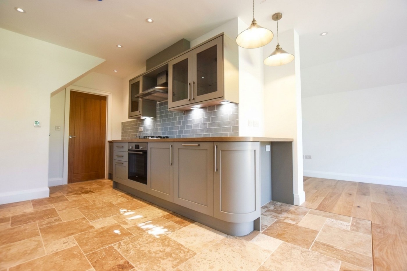 4 bedroom house in West End, Brampton
