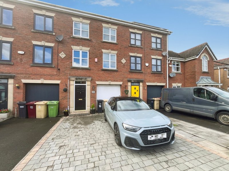 Brightwater, Horwich