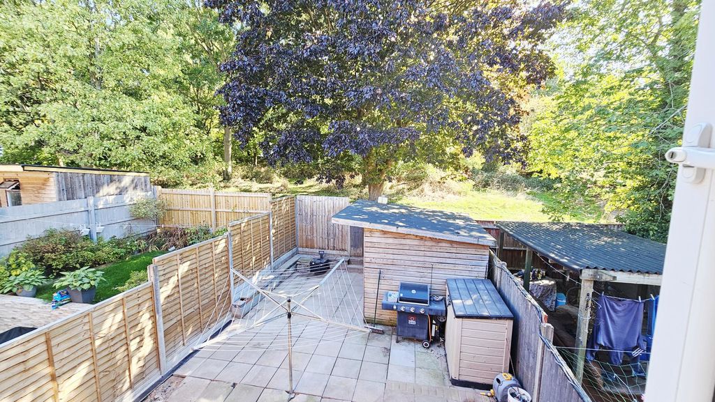 3 bedroom land in Raven Walk