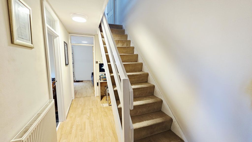 3 bedroom land in Raven Walk