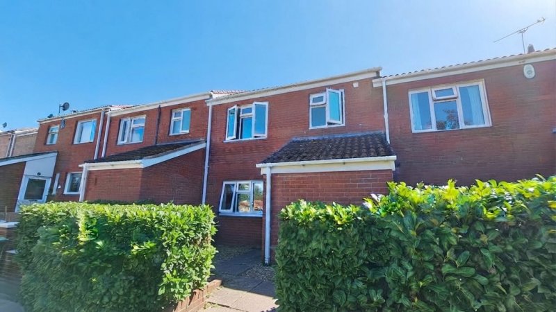 3 bedroom land in Raven Walk