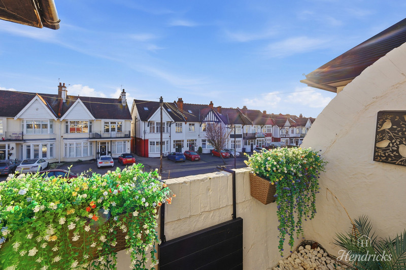 Crowstone Avenue, Westcliff-on-sea, SS0 8