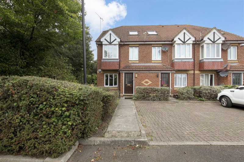1 bedroom Flat - Dorset Mews