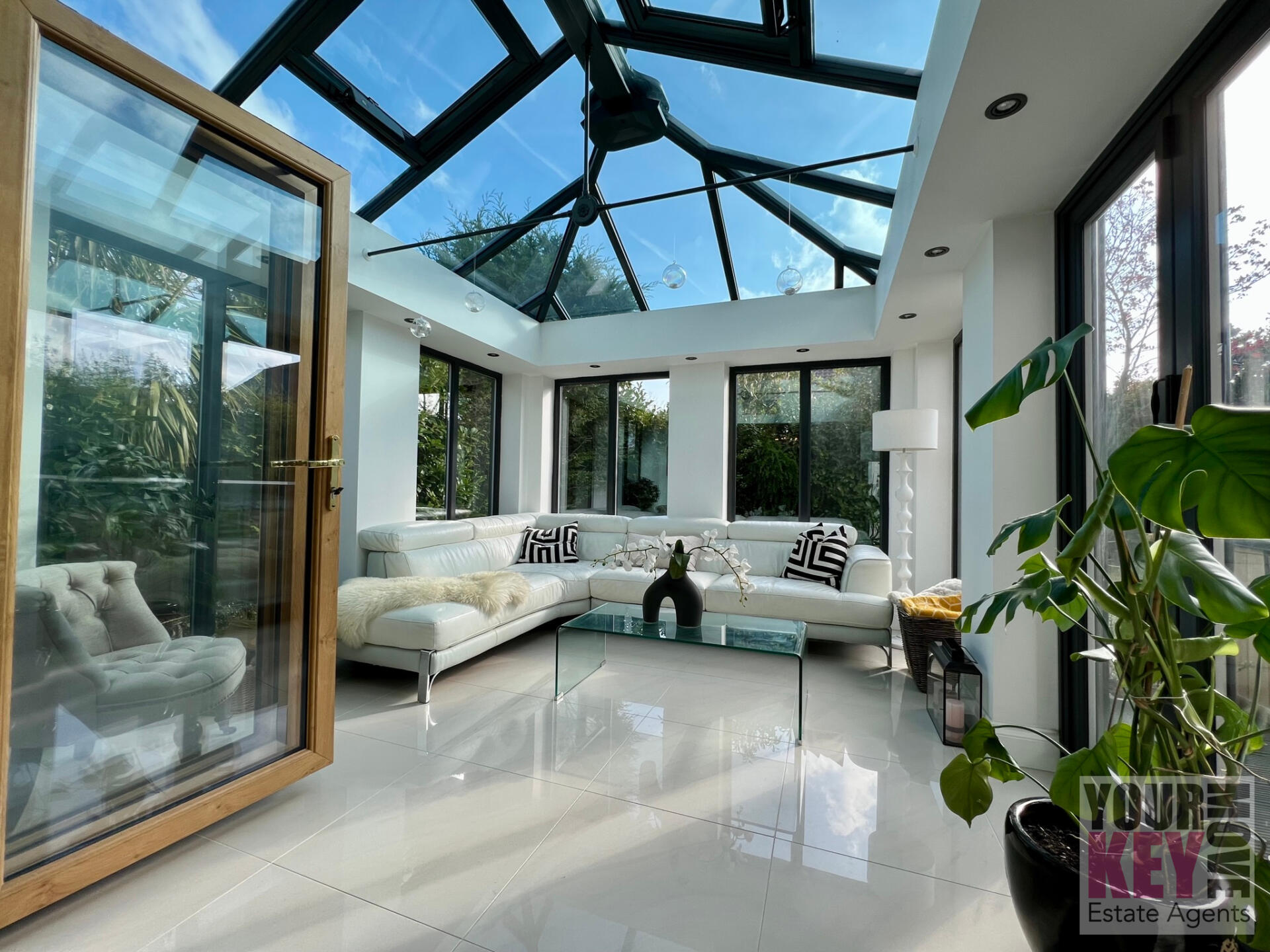 4 bedroom house in Teal Close, Hawkinge, Folkestone, Kent CT18 7TG