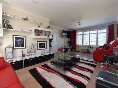 Photo 4