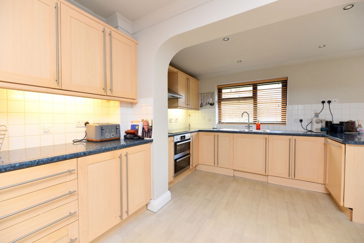 4 bedroom house in Mountbatten Drive, Biggleswade