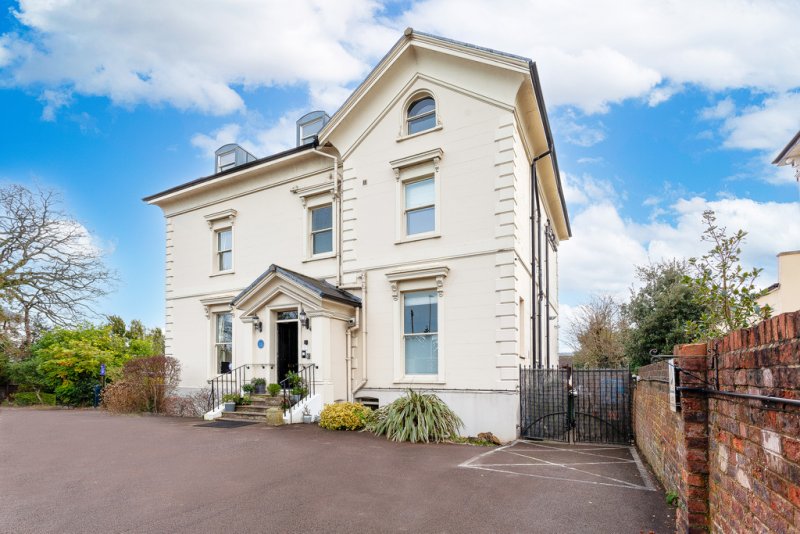 17 bedroom Property - Beaumont House, Shurdington Road, Cheltenham, Gloucestershire