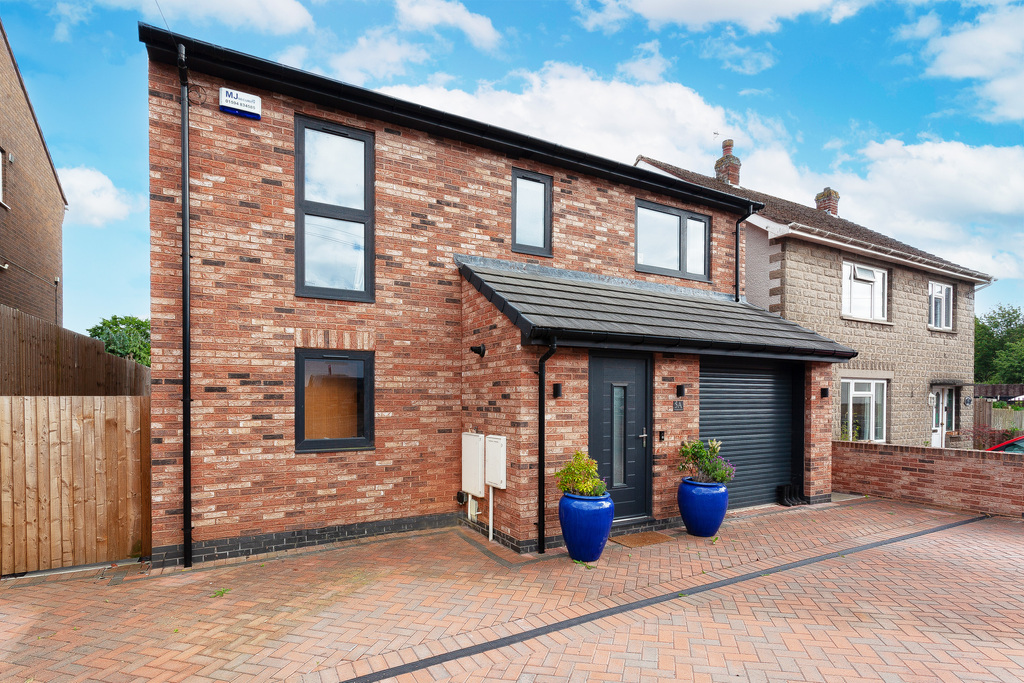 6 bedroom Detached - Victoria Road, Coleford, Gloucestershire
