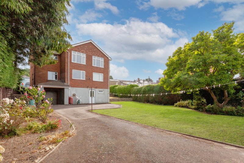2 bedroom Detached - High Street, Cinderford, Gloucestershire