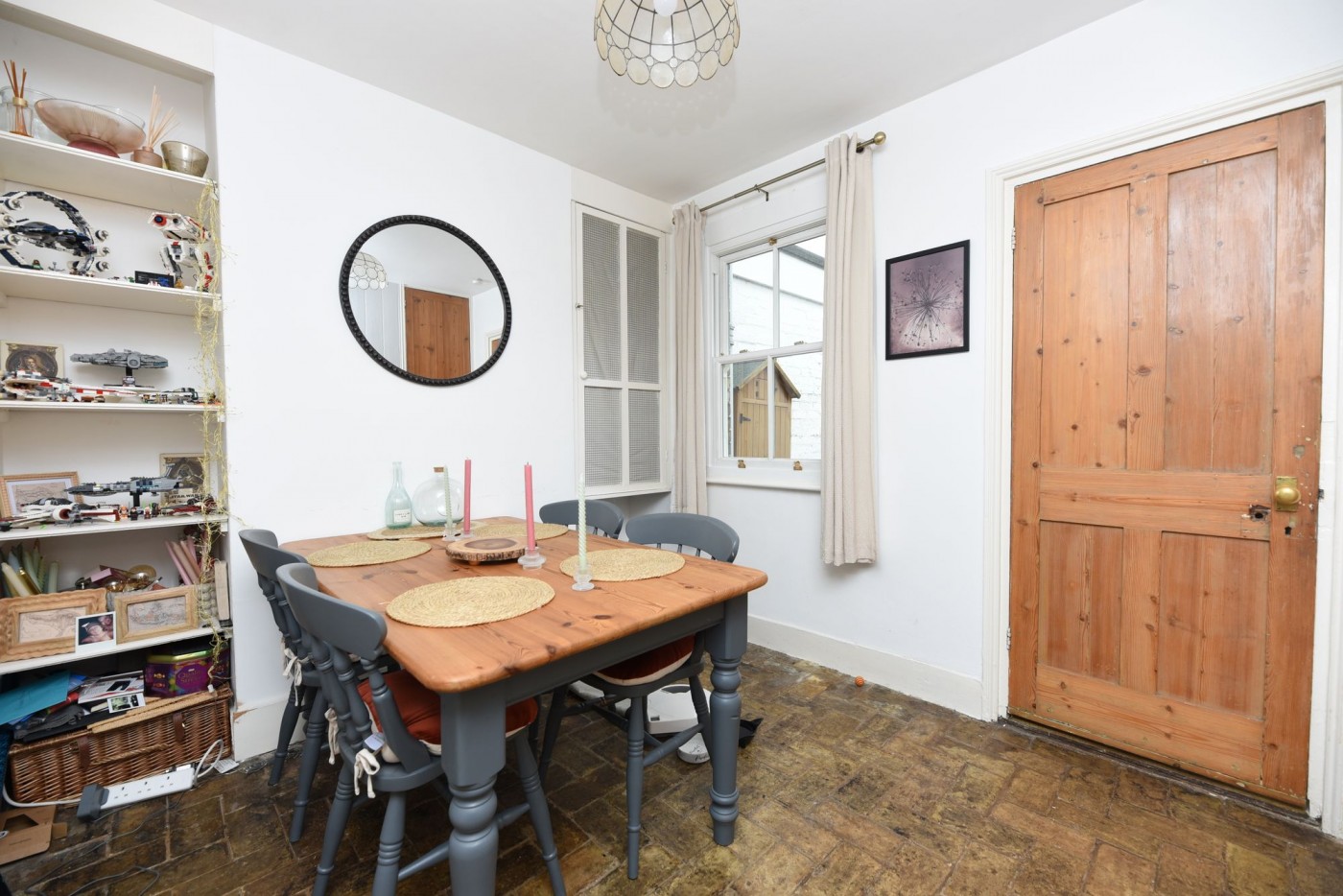 2 bedroom house in Ouse Walk, Huntingdon