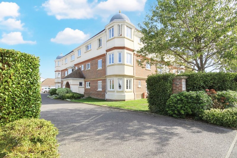 Flat 5, Crown Place Sea Road, East Preston, Littlehampton