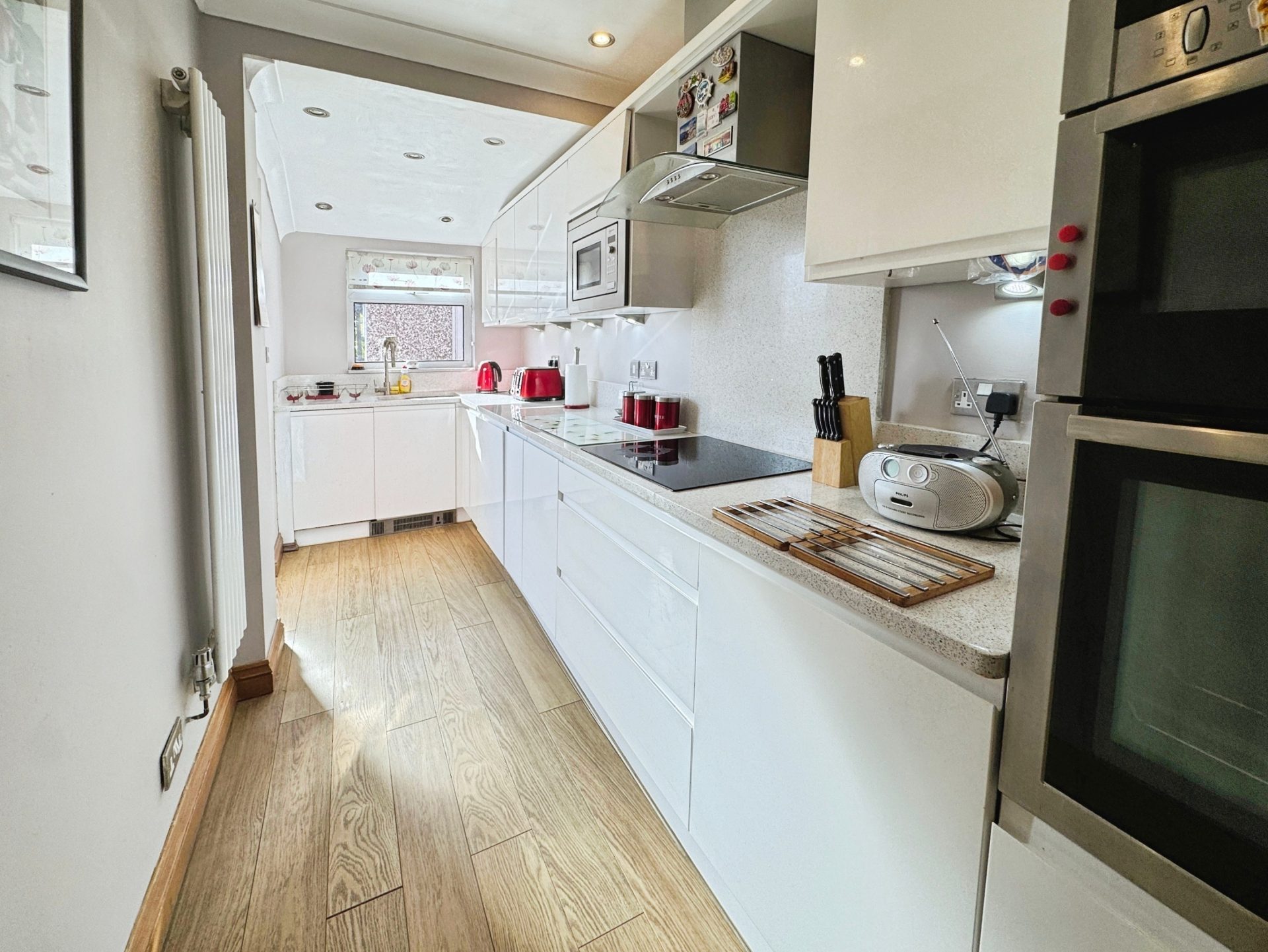 Beechfield Road, Smithills