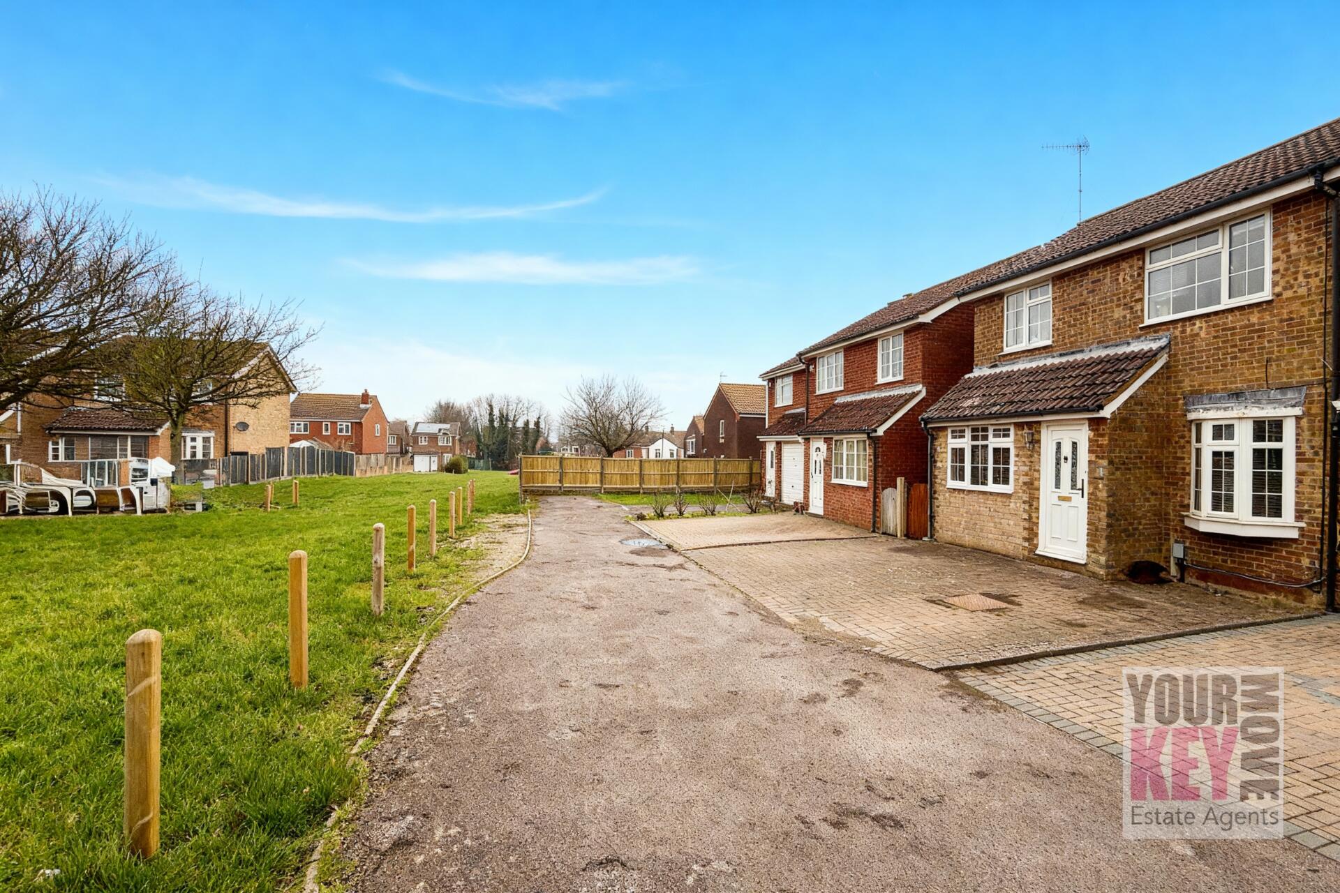 3 bedroom house in Cromwell Park Place, Folkestone, Kent CT20 3SD