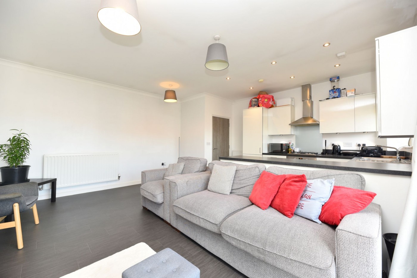 2 bedroom flat in Planets Way, Biggleswade