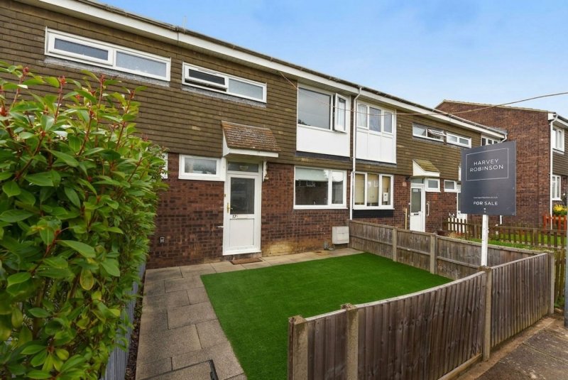 3 bedroom house in Sandon Close, Sandy