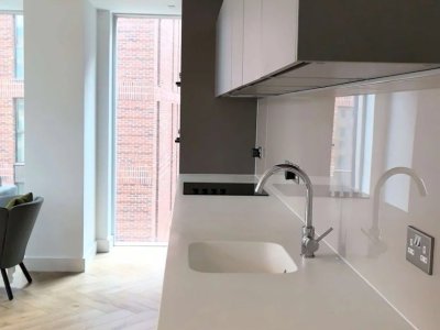 Apartment 206: fitted kitchen