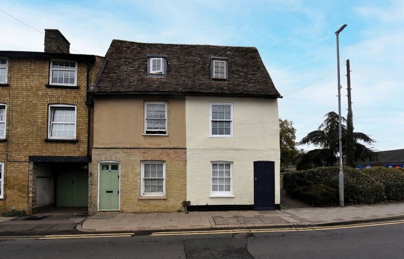 2 bedroom house in Cambridge Street, St. Neots