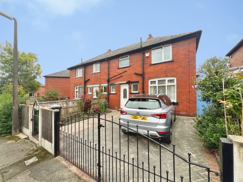 Kingsway, Kearsley