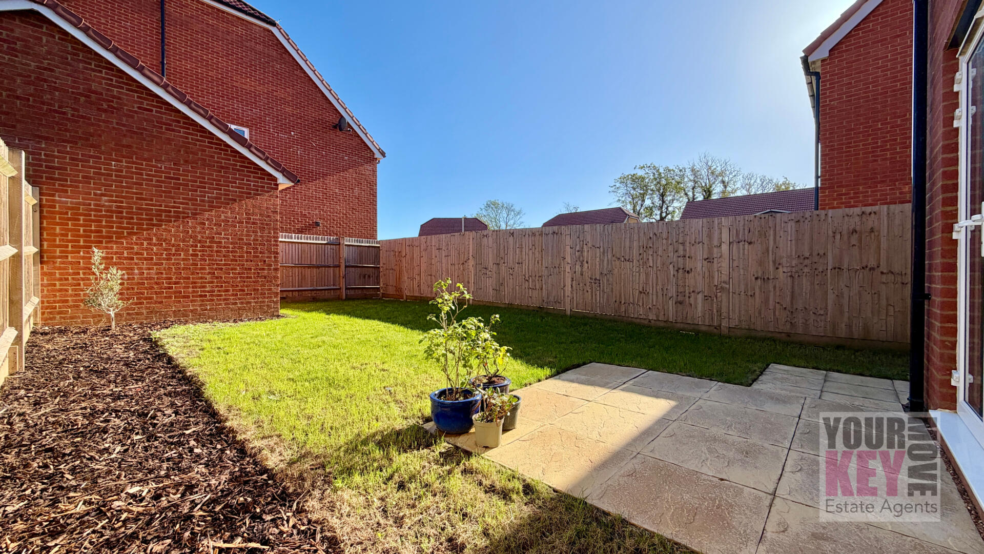 2 bedroom property in Daniels Place, Hawkinge, Folkestone, Kent CT18 7RL
