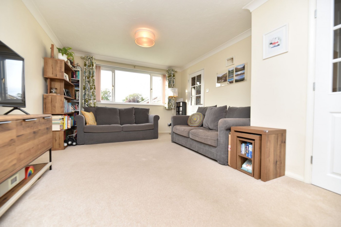 2 bedroom house in Thorndown Close, St. Ives