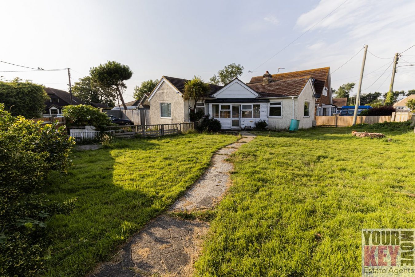 3 bedroom house in Sea Way Road, St Marys Bay, Romney Marsh, Kent TN29 0RX