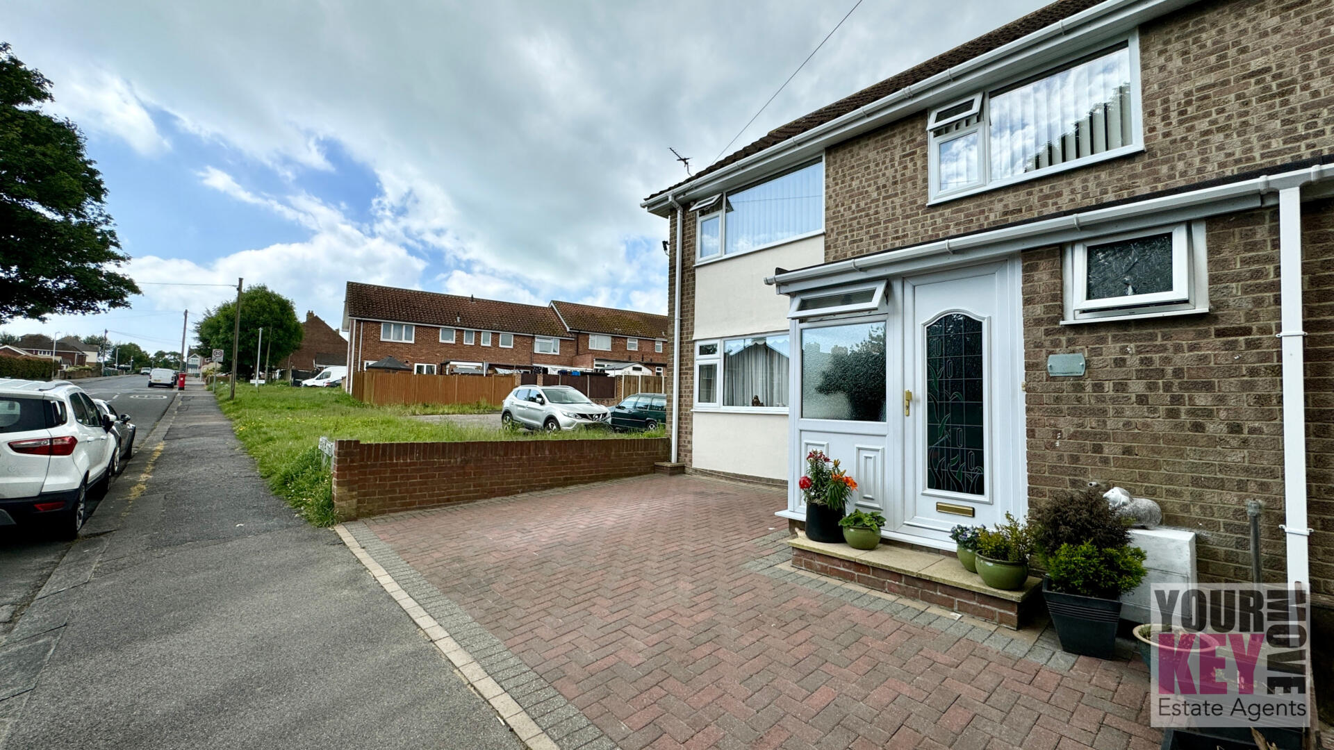 3 bedroom house in Weymouth Terrace, Bigginswood road, Cheriton, Folkestone, Kent CT19 4ND